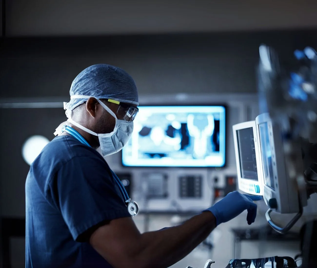 Healthcare backup power solutions to analyse and diagnostic  diseases. 